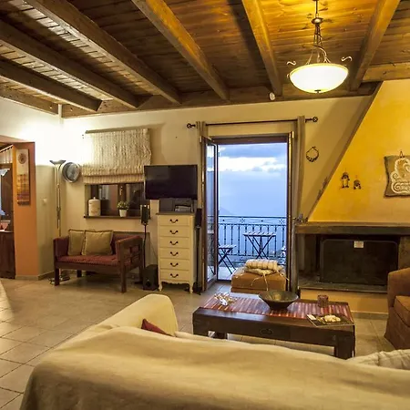 Tripio Lithari Holiday home